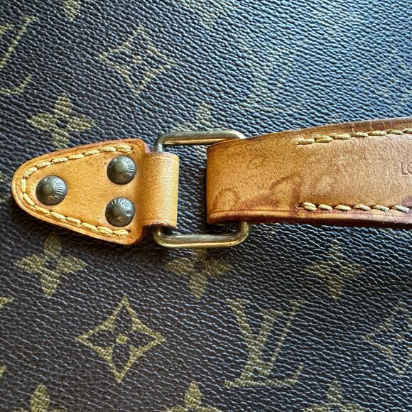 Louis Vuitton Boite Pharmacie Trunk - Picture 13 of 15